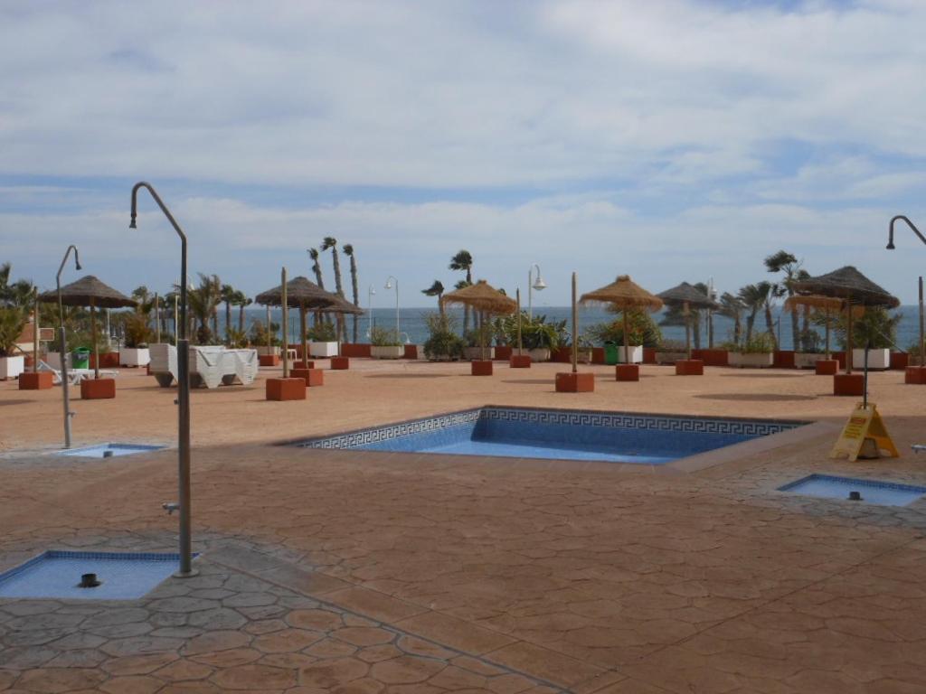 Apartamento 1A Linea Playa Com Piscina Альмуньекар Экстерьер фото